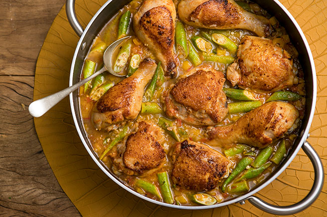 Chicken with Okra Dish